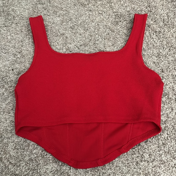 NWOT Bundle of three crop tops - Picture 7 of 16